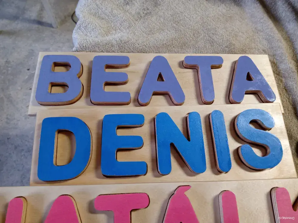 Vkládací jména na přání 